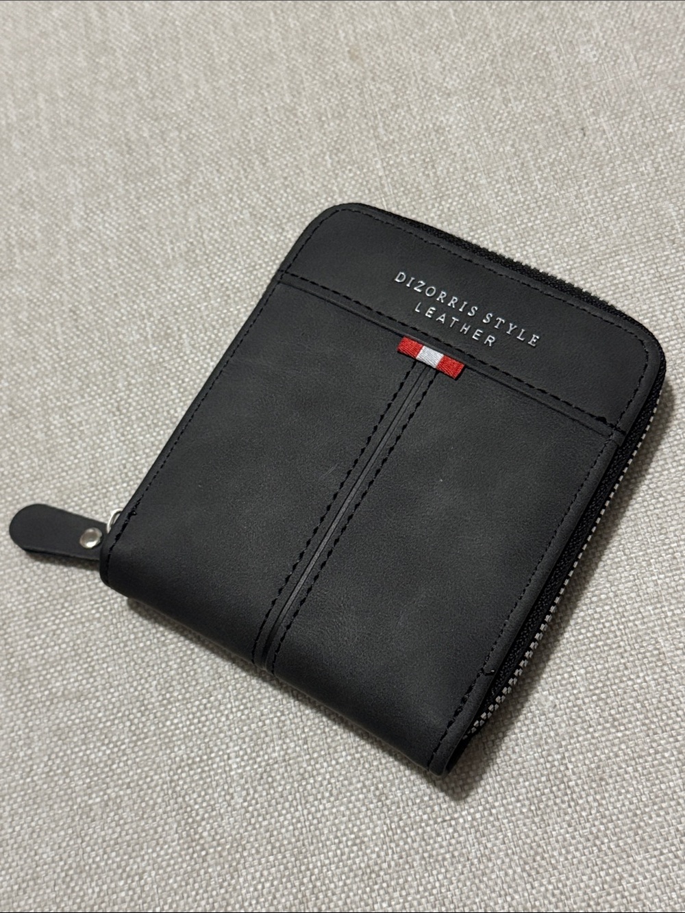 NWOT Unisex Leather Wallet-Compact Zip Around Style-Black-Multi Compartment